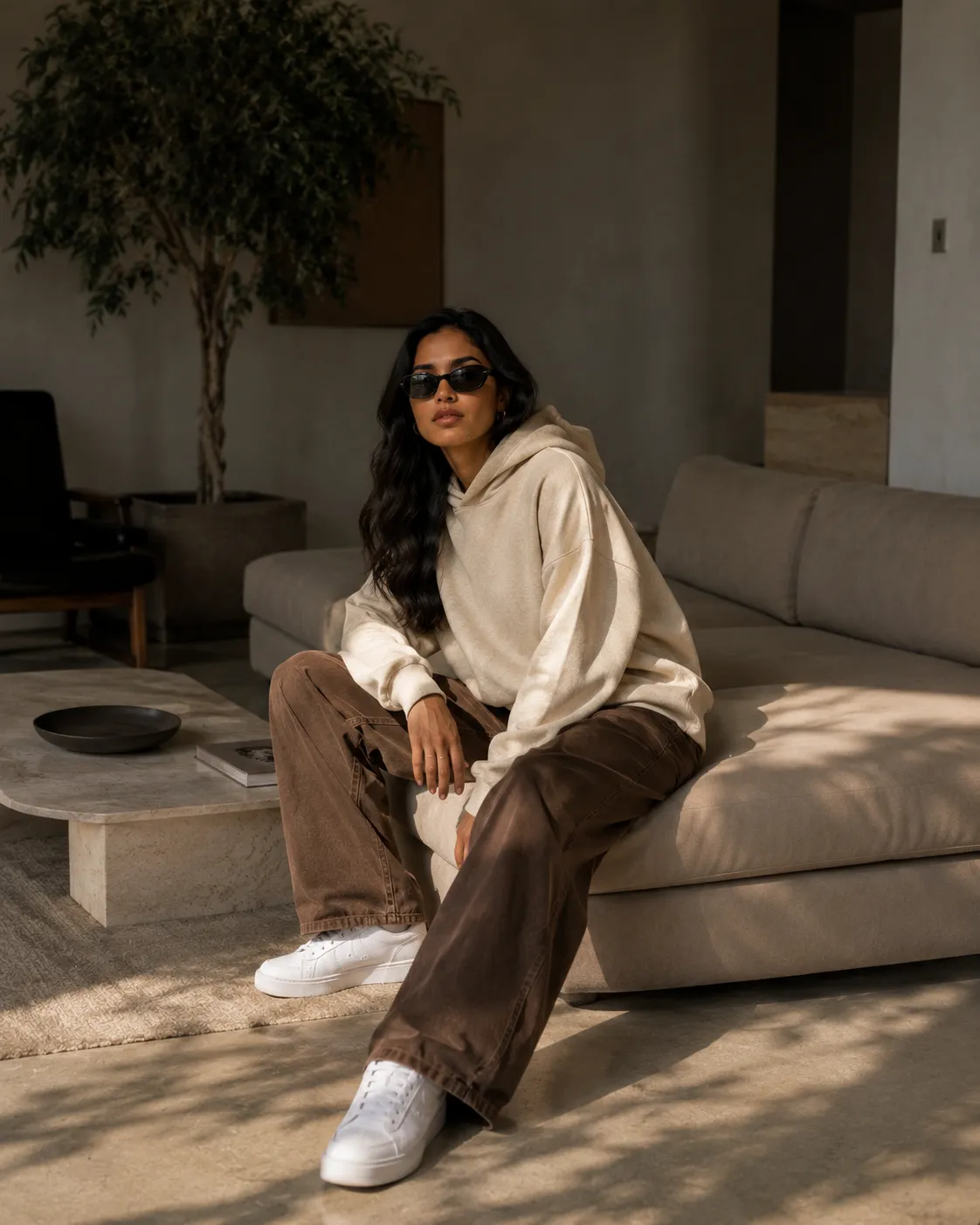 KNITWEAR & ESSENTIALS